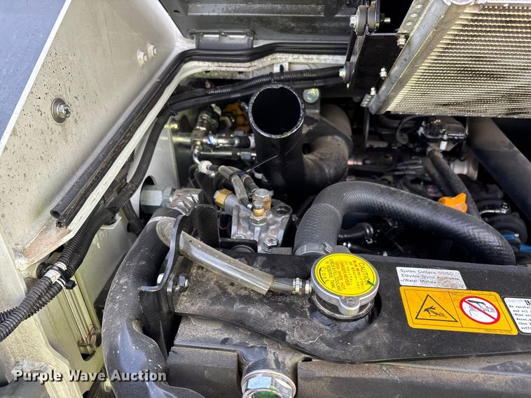 image for item YA2661 Takeuchi TL6R tracked skid steer loader