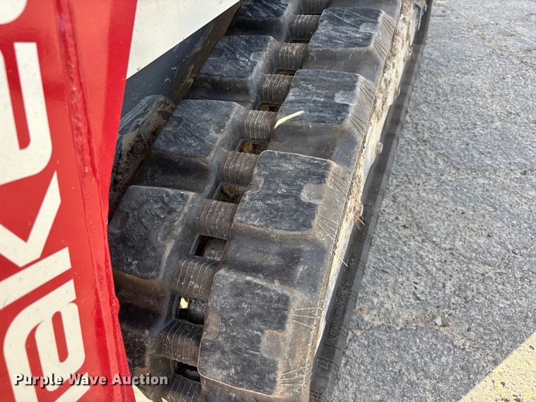 image for item YA2661 Takeuchi TL6R tracked skid steer loader