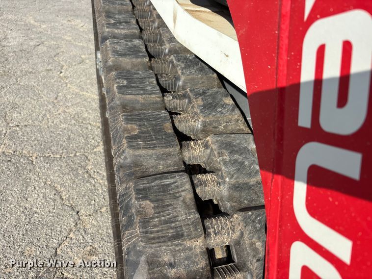 image for item YA2661 Takeuchi TL6R tracked skid steer loader