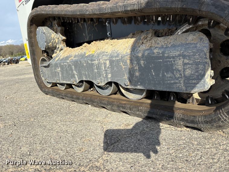 image for item YA2661 Takeuchi TL6R tracked skid steer loader