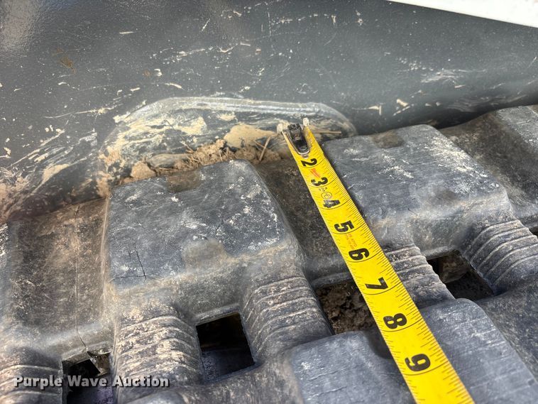 image for item YA2661 Takeuchi TL6R tracked skid steer loader