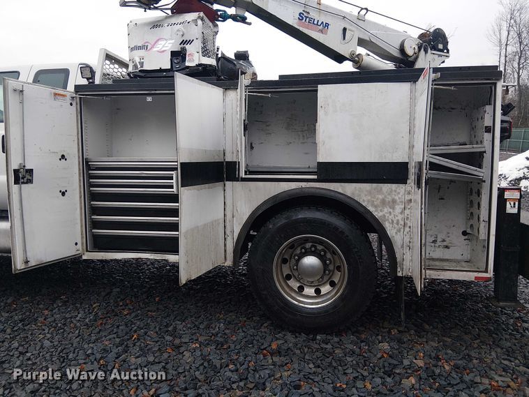 image for item YA2664 2021 Ford F750 Super Duty utility / service truck