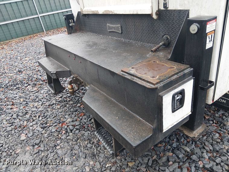 image for item YA2664 2021 Ford F750 Super Duty utility / service truck