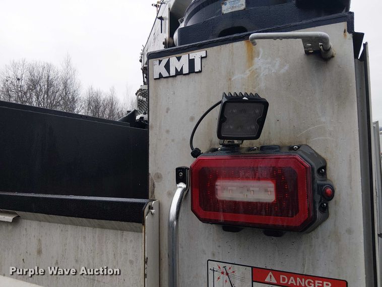 image for item YA2664 2021 Ford F750 Super Duty utility / service truck