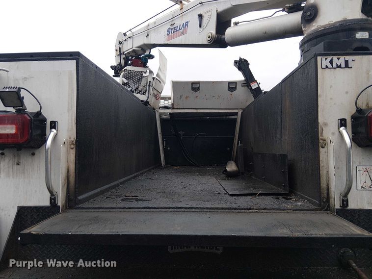 image for item YA2664 2021 Ford F750 Super Duty utility / service truck