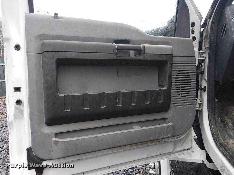 image for item YA2664 2021 Ford F750 Super Duty utility / service truck