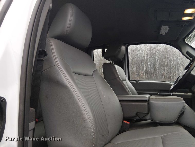 image for item YA2664 2021 Ford F750 Super Duty utility / service truck