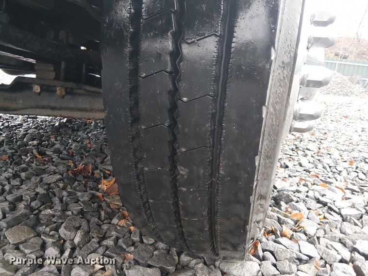 image for item YA2664 2021 Ford F750 Super Duty utility / service truck