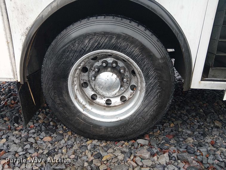 image for item YA2664 2021 Ford F750 Super Duty utility / service truck