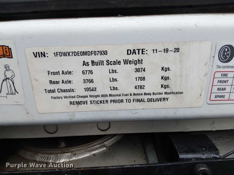 image for item YA2664 2021 Ford F750 Super Duty utility / service truck