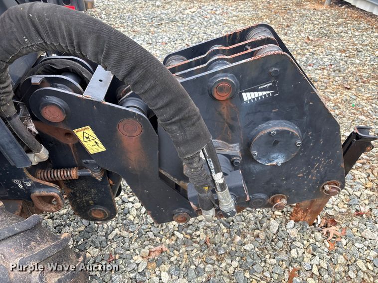 image for item YA2702 2015 Ditch Witch 410SX trencher