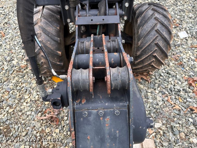 image for item YA2702 2015 Ditch Witch 410SX trencher