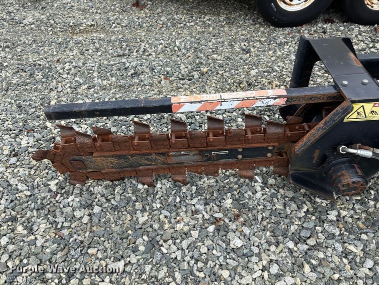 image for item YA2702 2015 Ditch Witch 410SX trencher
