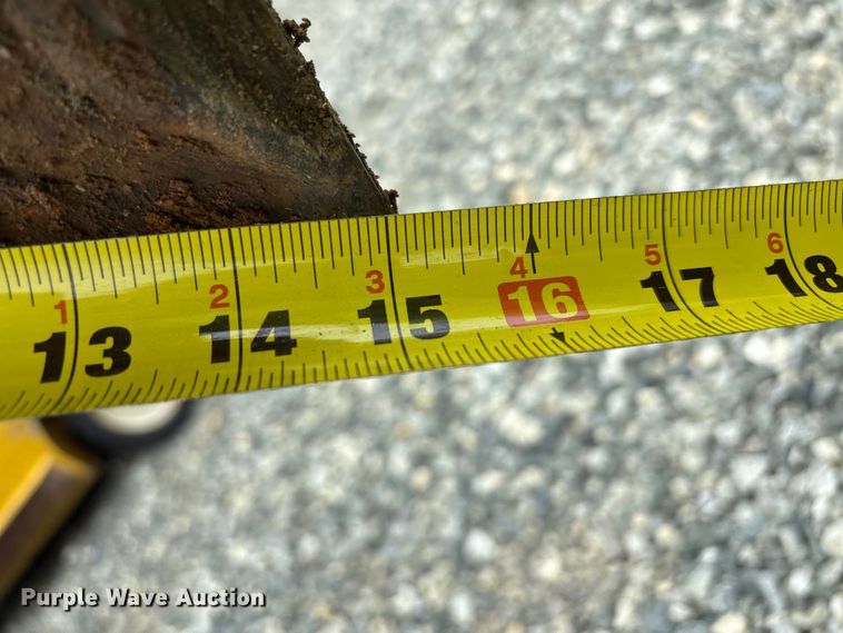 image for item YA2702 2015 Ditch Witch 410SX trencher