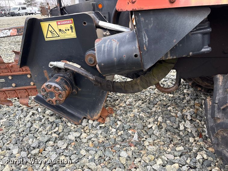 image for item YA2702 2015 Ditch Witch 410SX trencher