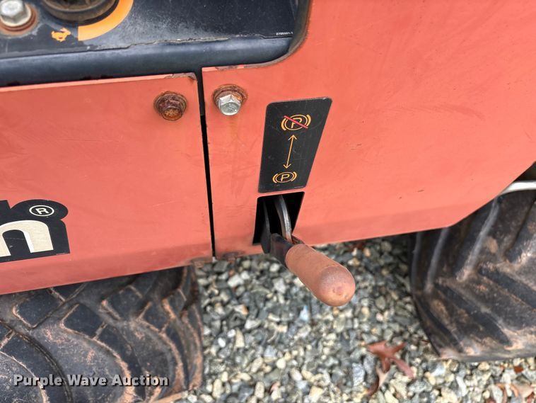 image for item YA2702 2015 Ditch Witch 410SX trencher