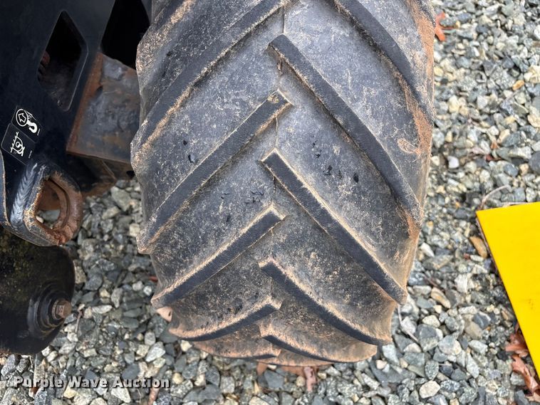 image for item YA2702 2015 Ditch Witch 410SX trencher