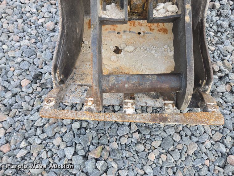 image for item YA2744 2017 Bobcat E45 mini excavator