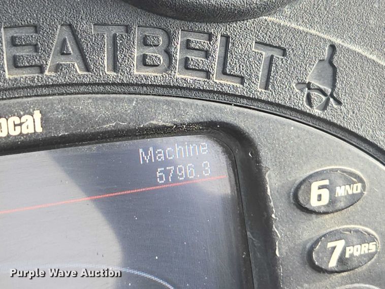 image for item YA2744 2017 Bobcat E45 mini excavator