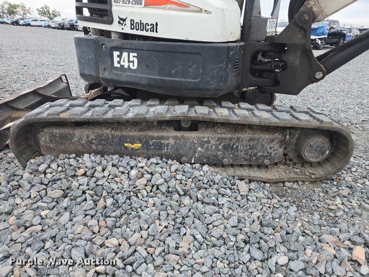 image for item YA2744 2017 Bobcat E45 mini excavator