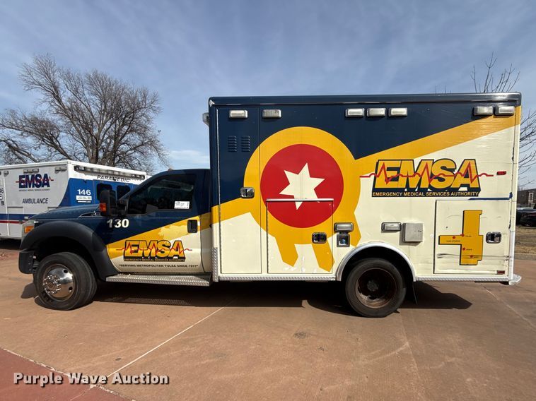 image for item DQ4352 2016 Ford F450 Super Duty XLT ambulance