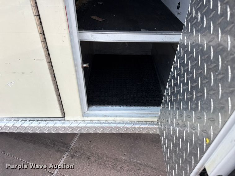 image for item DQ4352 2016 Ford F450 Super Duty XLT ambulance