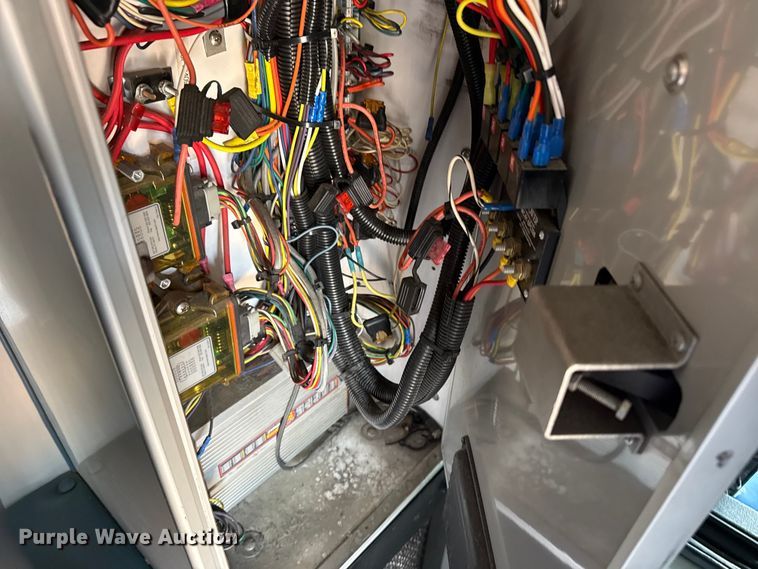 image for item DQ4352 2016 Ford F450 Super Duty XLT ambulance