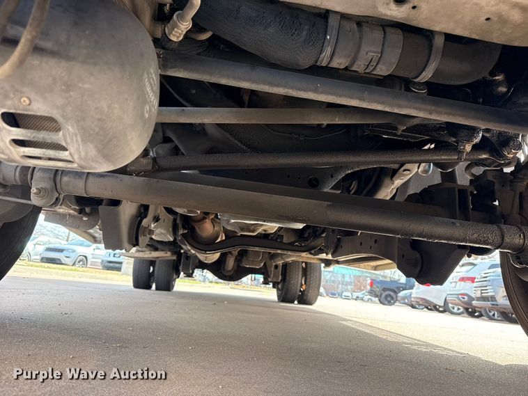 image for item DQ4352 2016 Ford F450 Super Duty XLT ambulance