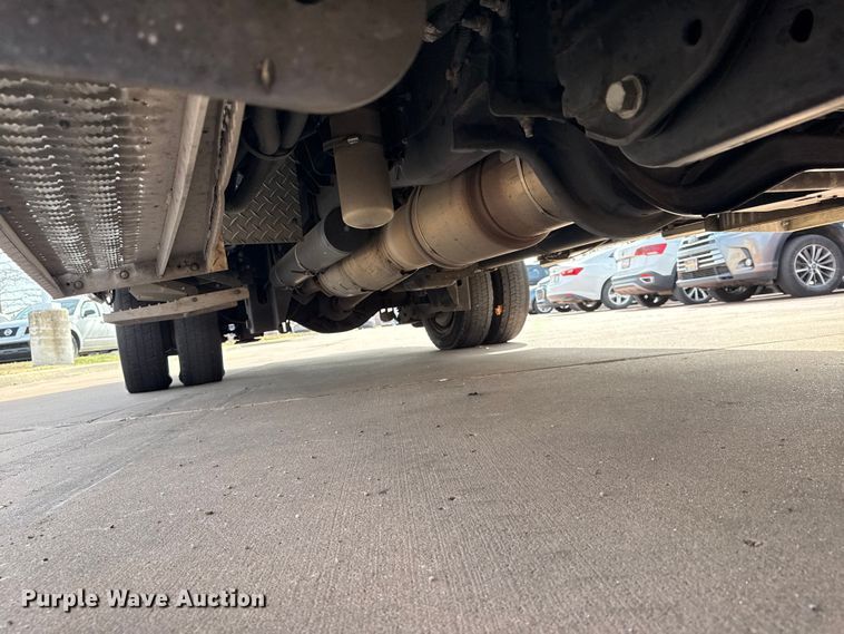 image for item DQ4352 2016 Ford F450 Super Duty XLT ambulance