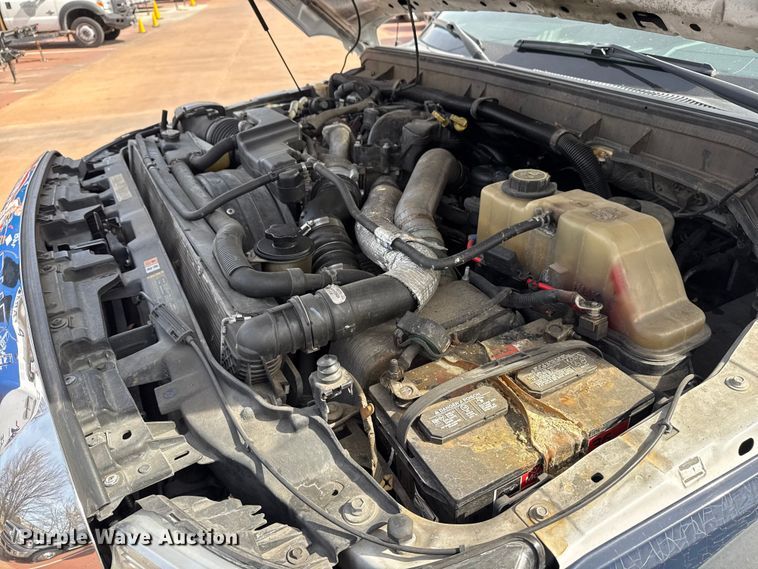 image for item DQ4352 2016 Ford F450 Super Duty XLT ambulance