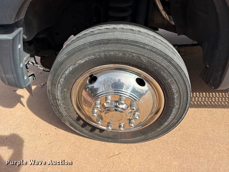 image for item DQ4352 2016 Ford F450 Super Duty XLT ambulance