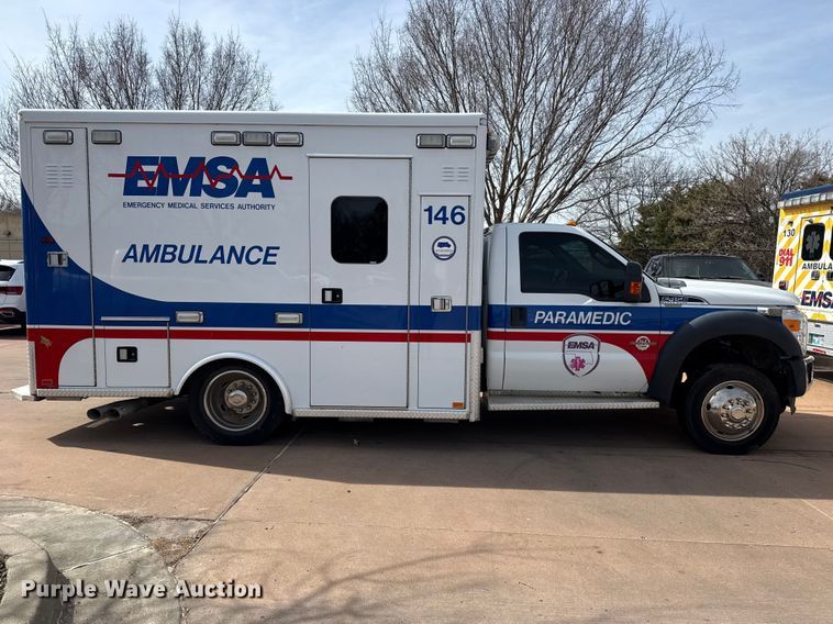 image for item DQ4353 2012 Ford F450 Super Duty XLT ambulance