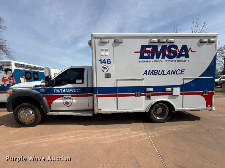 image for item DQ4353 2012 Ford F450 Super Duty XLT ambulance