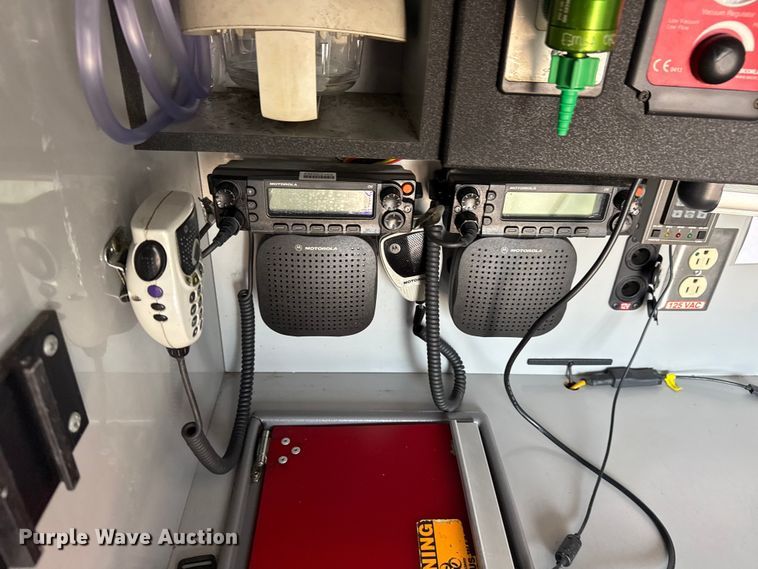 image for item DQ4353 2012 Ford F450 Super Duty XLT ambulance