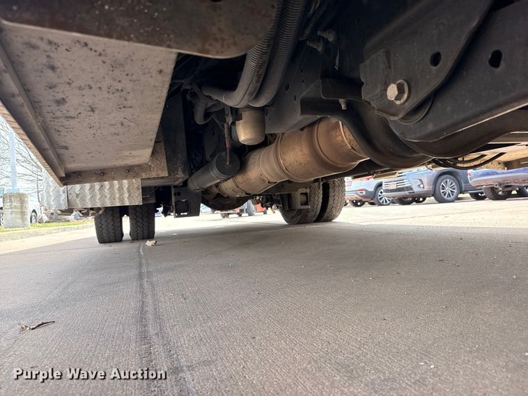 image for item DQ4353 2012 Ford F450 Super Duty XLT ambulance