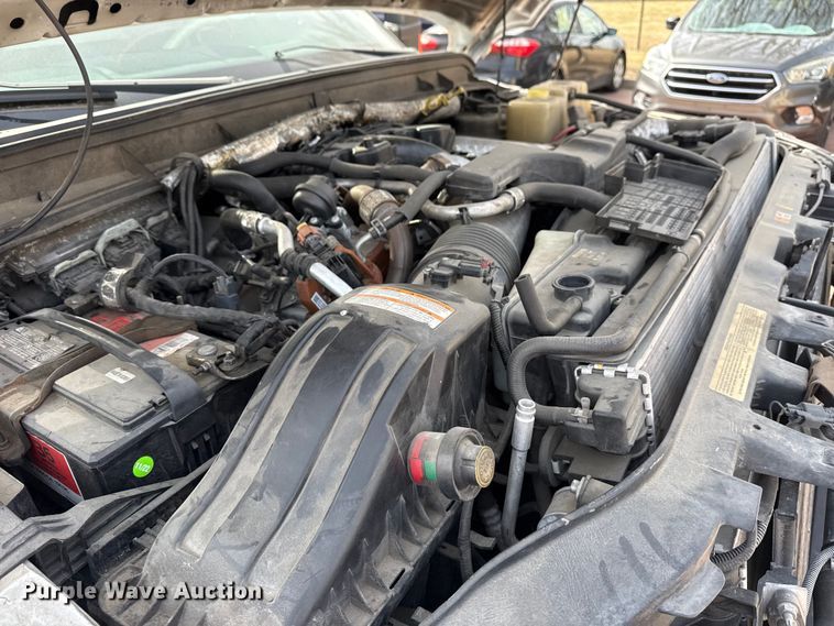 image for item DQ4353 2012 Ford F450 Super Duty XLT ambulance