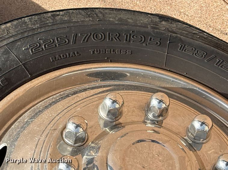 image for item DQ4353 2012 Ford F450 Super Duty XLT ambulance