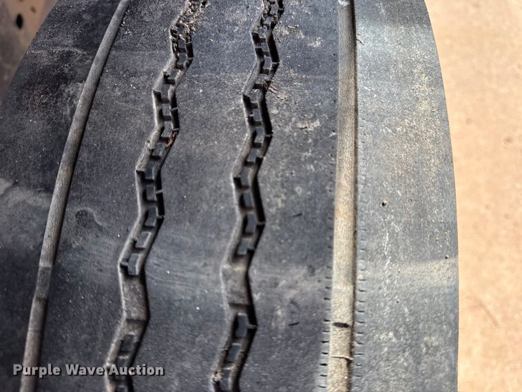 image for item DQ4353 2012 Ford F450 Super Duty XLT ambulance