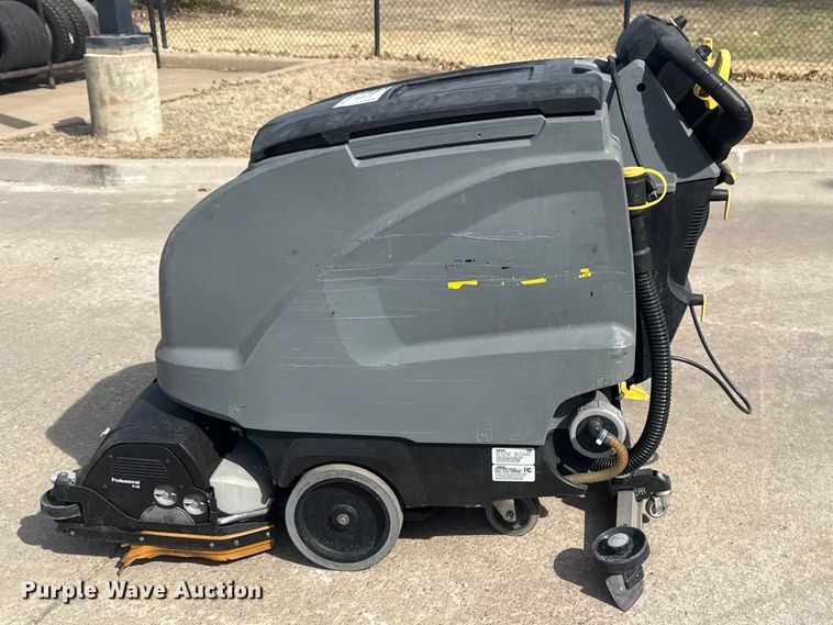image for item DQ4354 2015 Karcher R65 floor scrubber