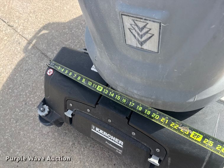 image for item DQ4354 2015 Karcher R65 floor scrubber