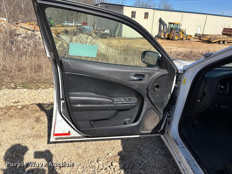 image for item DT0030 2013 Dodge Charger Police 