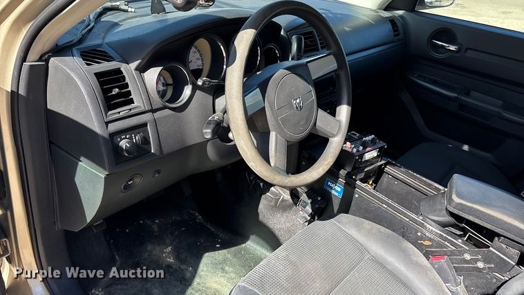 image for item DT0032 2010 Dodge Charger 