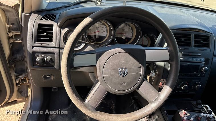 image for item DT0032 2010 Dodge Charger 