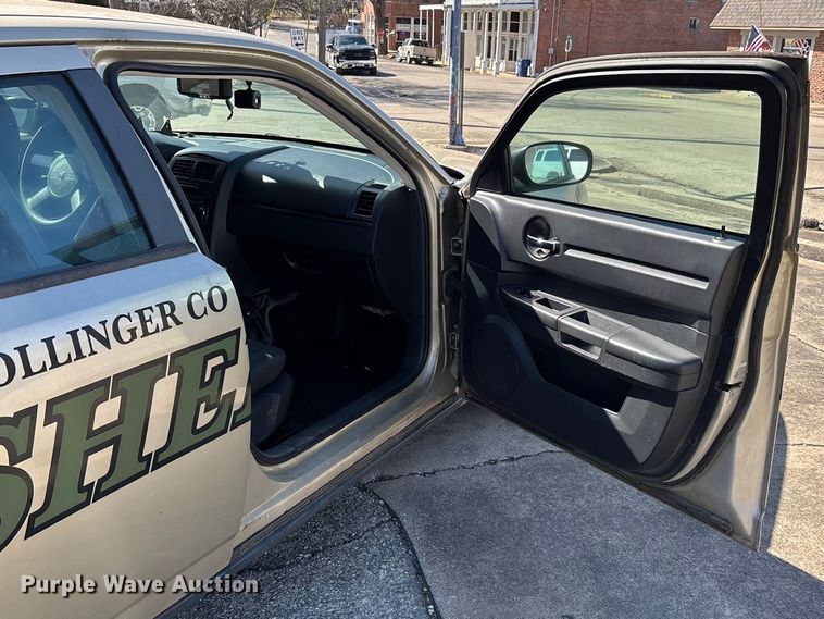 image for item DT0032 2010 Dodge Charger 