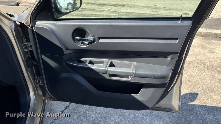 image for item DT0032 2010 Dodge Charger 