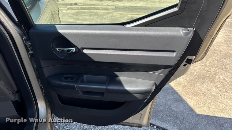 image for item DT0032 2010 Dodge Charger 