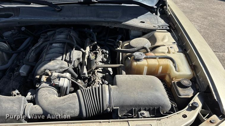 image for item DT0032 2010 Dodge Charger 