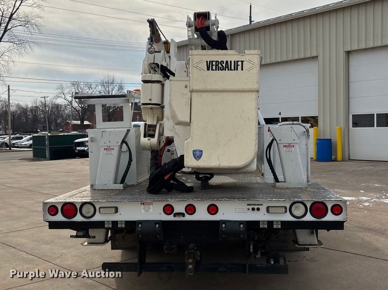 image for item DT0033 2014 Ford F550 Ext. Cab bucket truck