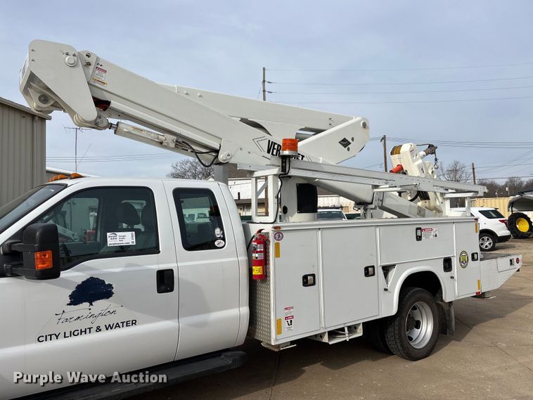 image for item DT0033 2014 Ford F550 Ext. Cab bucket truck