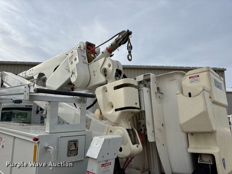 image for item DT0033 2014 Ford F550 Ext. Cab bucket truck